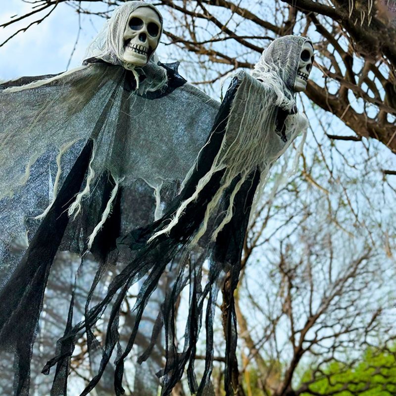 LED Hanging Ghost with Skull – Halloween Outdoor Horror Decoration