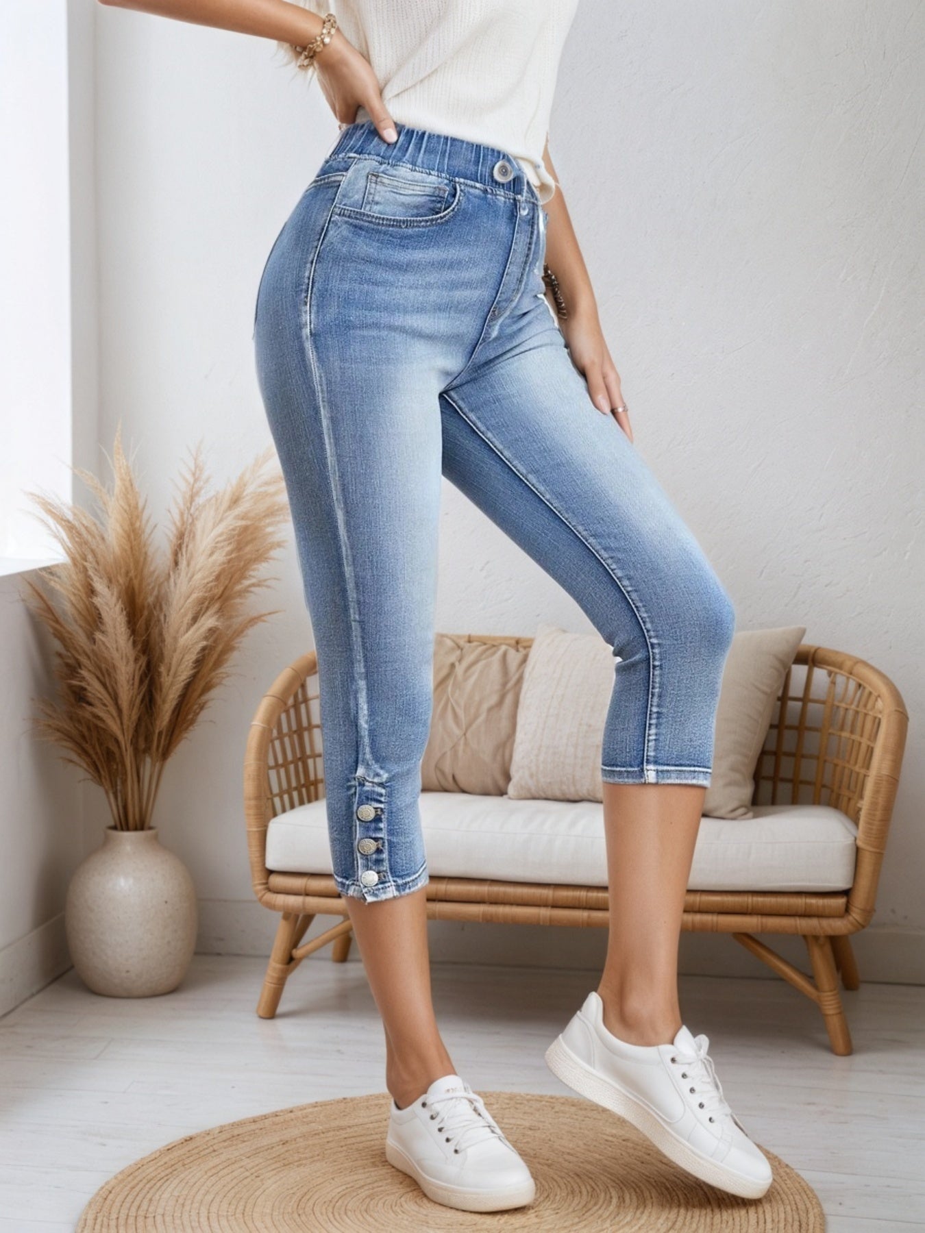 Women’s Chic Denim Capri Pants – 2025 Drawstring Waist & Split Button Hem